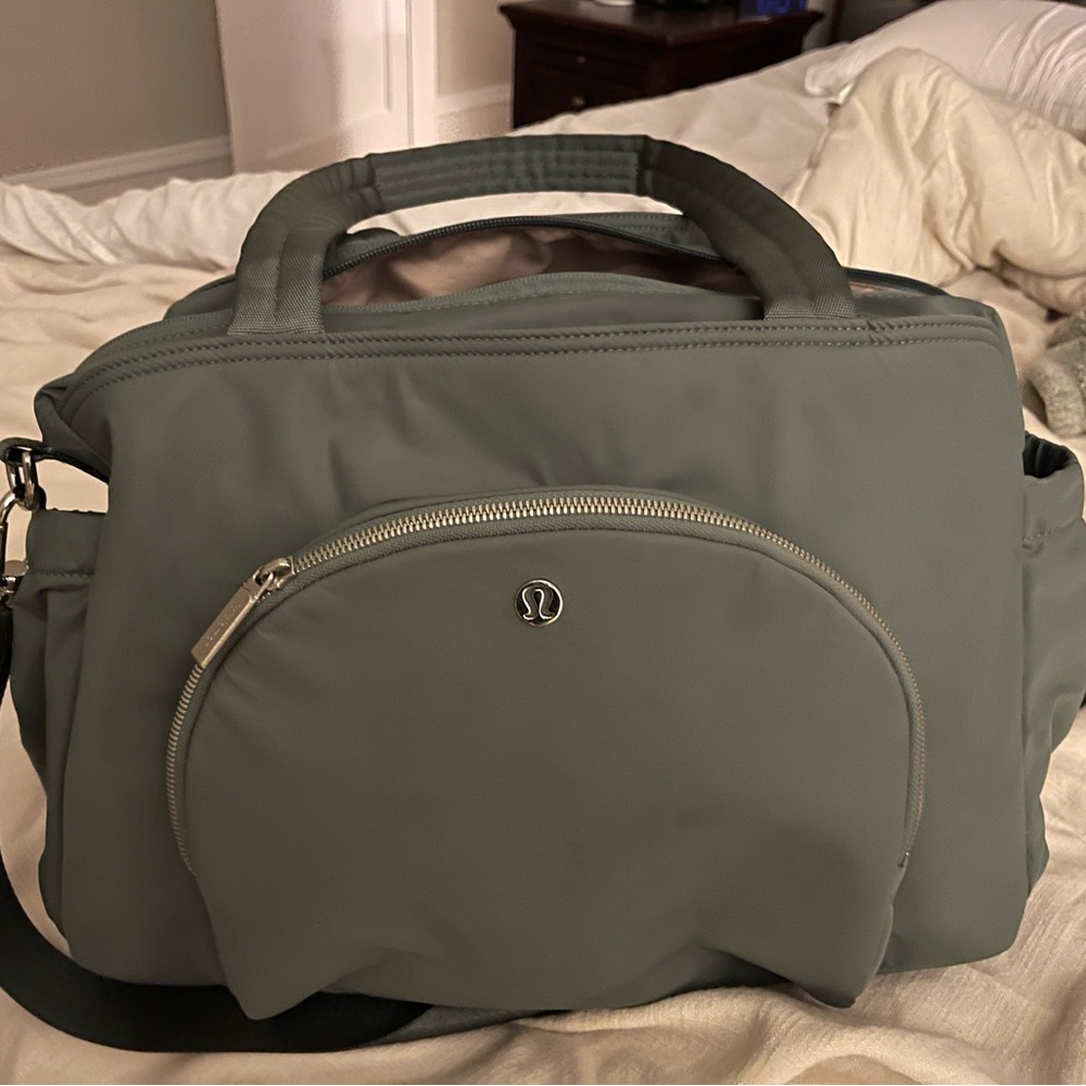 Lululemon New Parent Tote